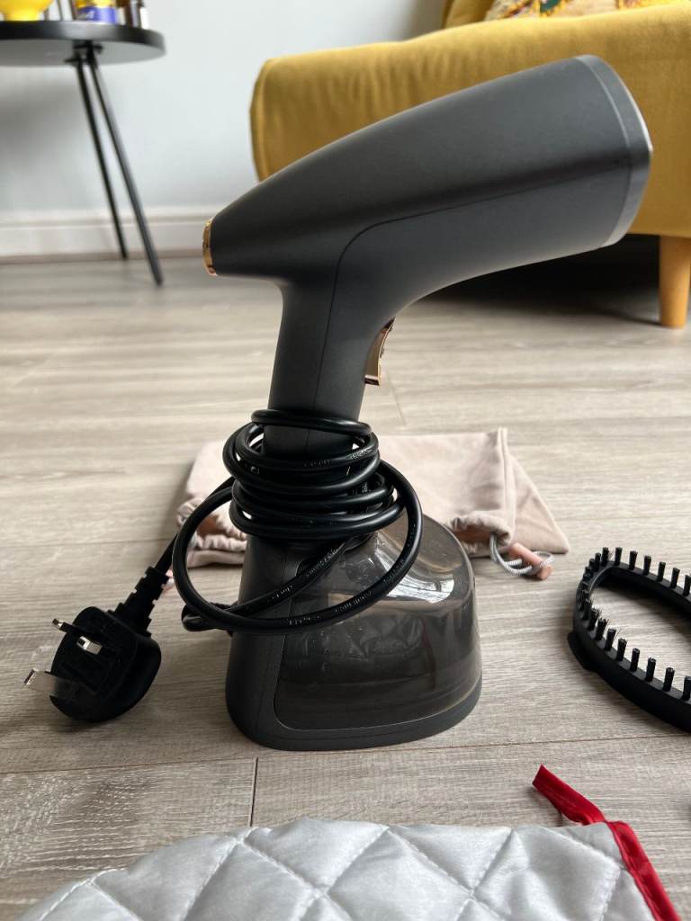 Handheld Garment Steamer