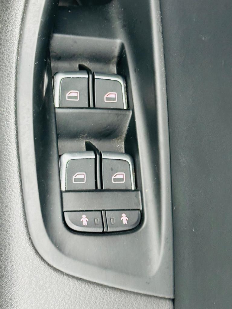  Audi A6 Avant 2.0 TDI ultra S line Euro 6 (s/s) 5dr Diesel Manual