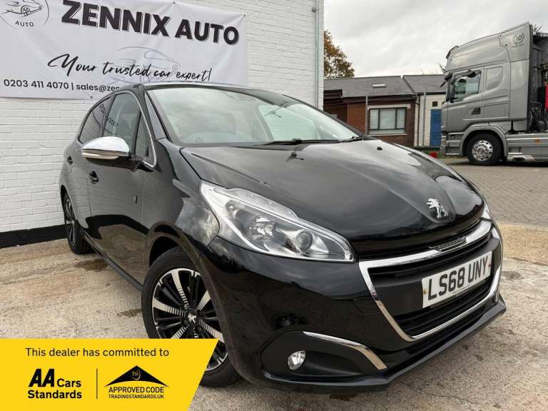 2018 Peugeot 208 1.2 PureTech Tech Edition Hatchback 5dr Petrol Manual Euro 6 (s/s) (82 ps) HATCH...