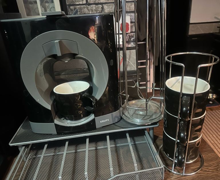 Nescafé dolce gusto coffee machine 
