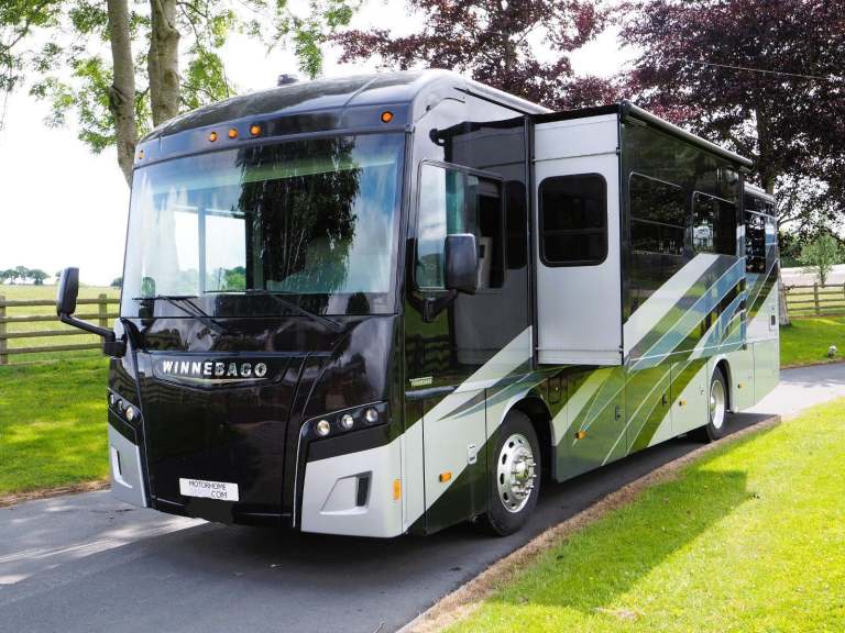 Winnebago Inspire AE, Luxury Motorhome, 7 Berth, Wheelchair Lift