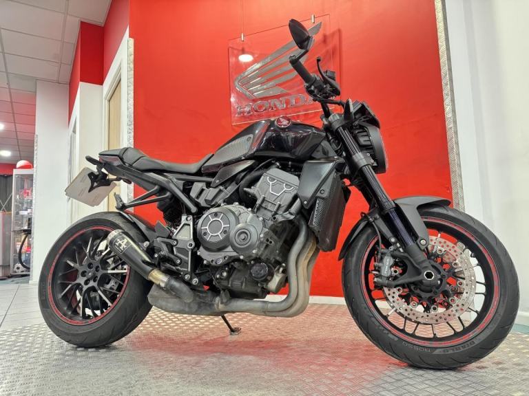 2022 '71' Honda CB1000R Black Edition