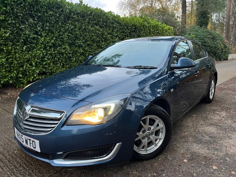 Vauxhall, INSIGNIA,ULEZ , £20 tax,diesel , cheap family Hatchback, 2015, Manual, 1956 (cc), 5 doors