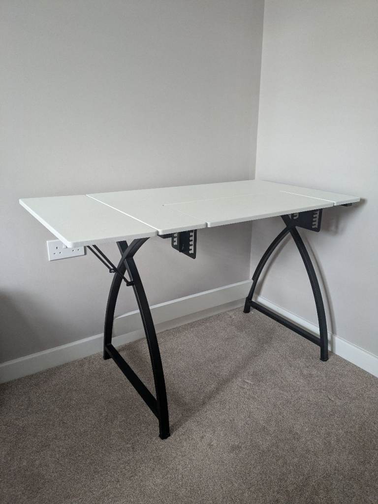 FREE Desk - sewing/computer