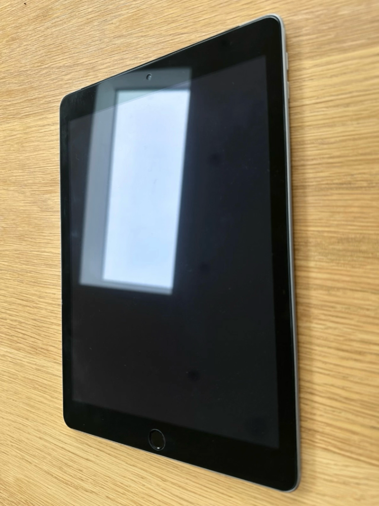 iPad 5th Generation 9.7