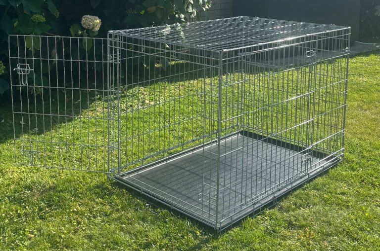 Pets at Home Large Double Door Folding Dog Crate Great Condition