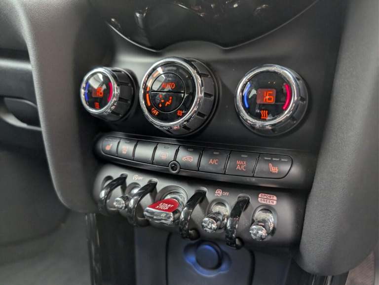 2020 MINI Hatch 2.0 Cooper S Classic Hatchback 5dr Petrol Manual Euro 6 (s/s) (192 ps) COMF HATCH...