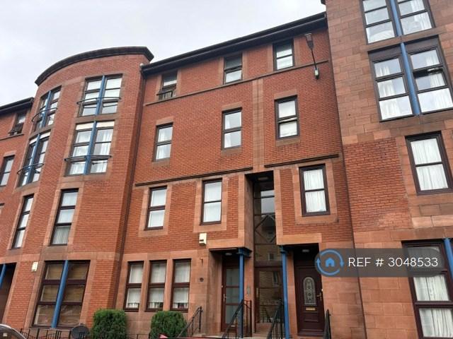 4 bedroom flat in Old Rutherglen Road, Glasgow, G5 (4 bed) (#3048533)