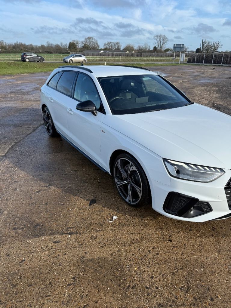Audi A4 Avant Quattro TDI 40 