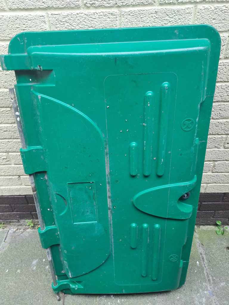 Bin lids