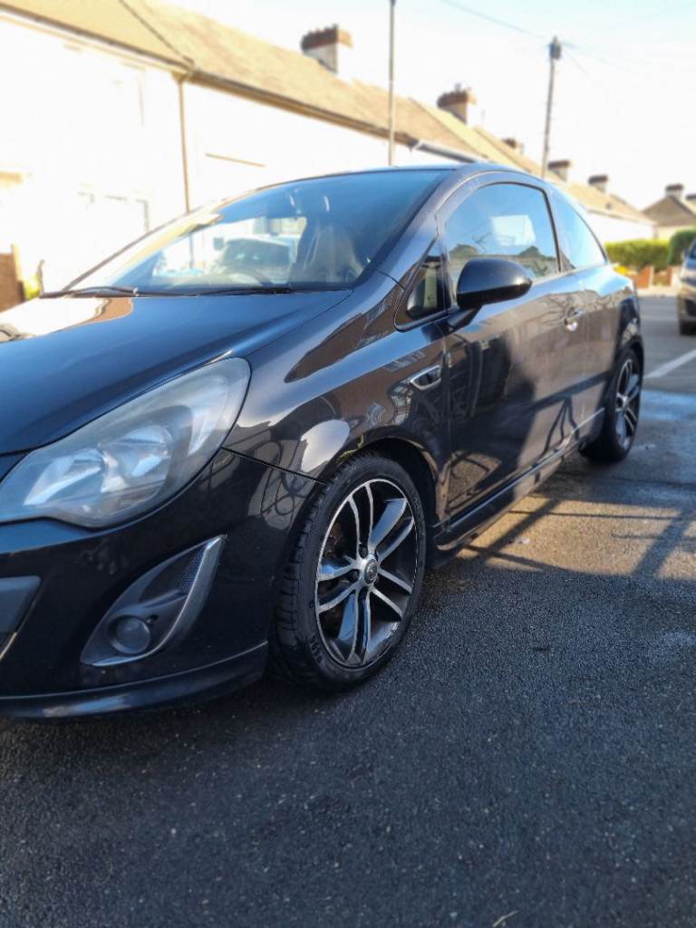 2014 corsa d  limited  1.4 turbo black edition 