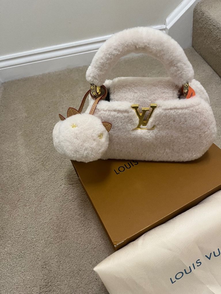 Cream sheepskin bag