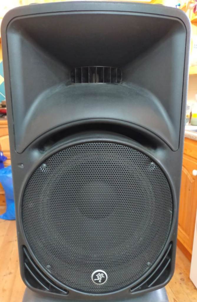 Mackie SRM 450 Speakers 250 each or 2 for 480