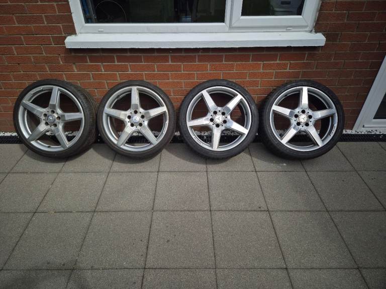 Full Set Genuine Original AMG Mercedes CLS Alloy Wheels and Tyres