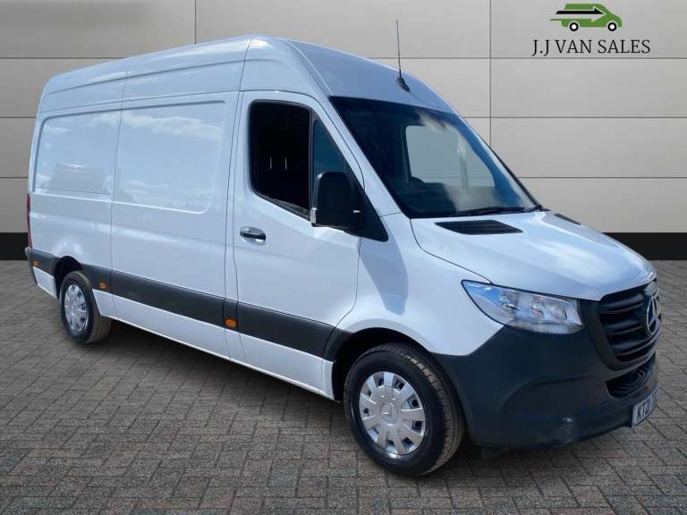 2021 Mercedes-Benz Sprinter 3.5t H2 Progressive Van PANEL VAN DIESEL Manual