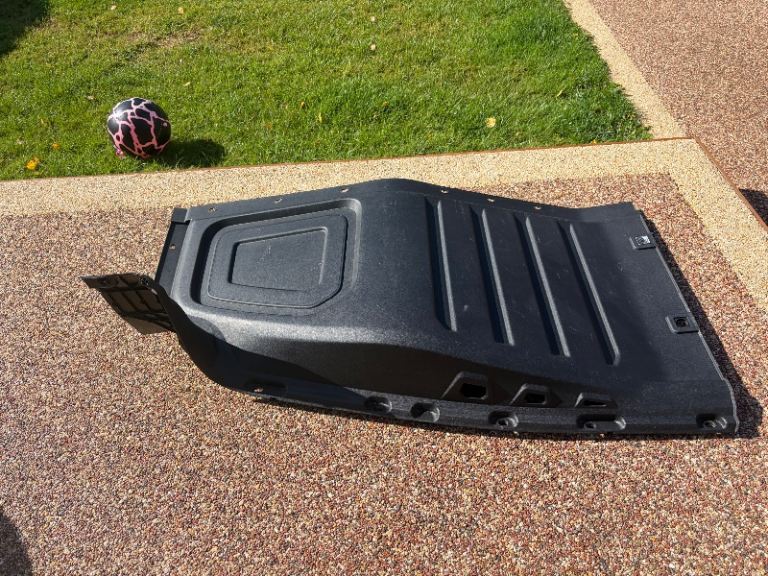 Bulkhead for a RENAULT KANGOO START ML19 E-TECH EV. Left, Right & Central Beam