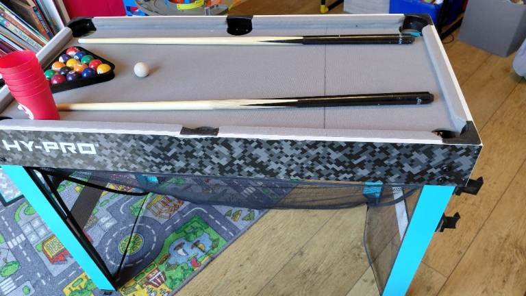 Hy-pro 10 in 1 multi games table