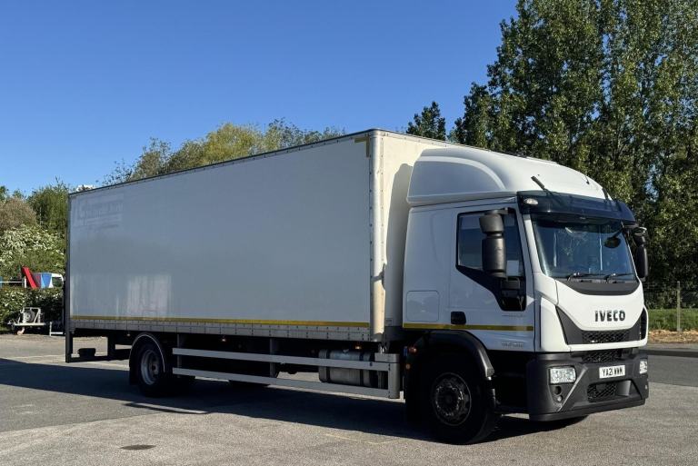 2021 21 plate Euro 6 Iveco 180E25S 4×2 18t Box Tail Lift