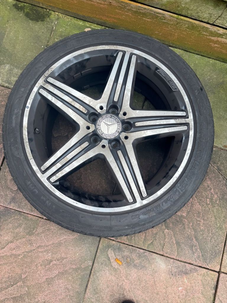 Mercedes Benz 18 AMG line alloys 
