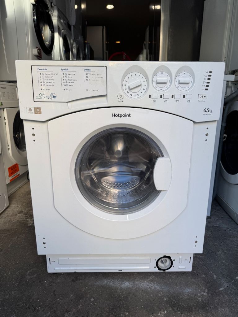 Hotpoint Washer dryer With Free Delivery N Warranty 