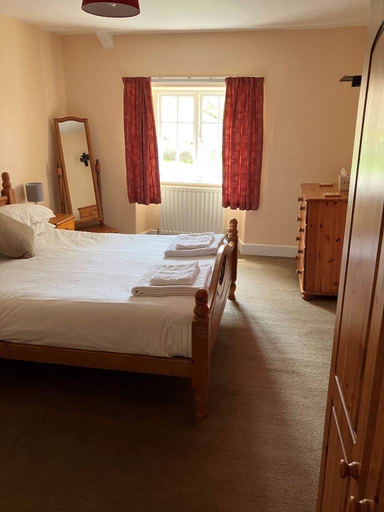 Room to rent in country house