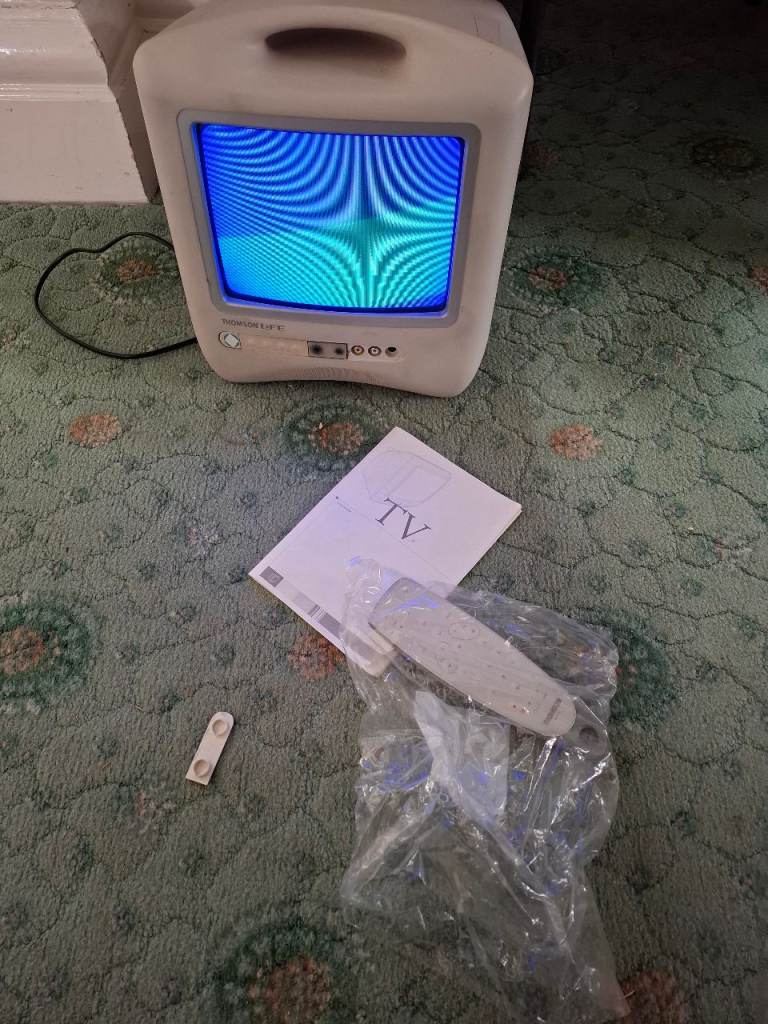 Small portable colour TV with Scart for gaming