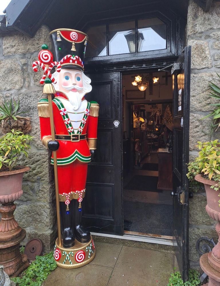 Giant Christmas Nutcracker Eight Foot!!  Pre-Lit Resin Candy Cane Nut Cracker