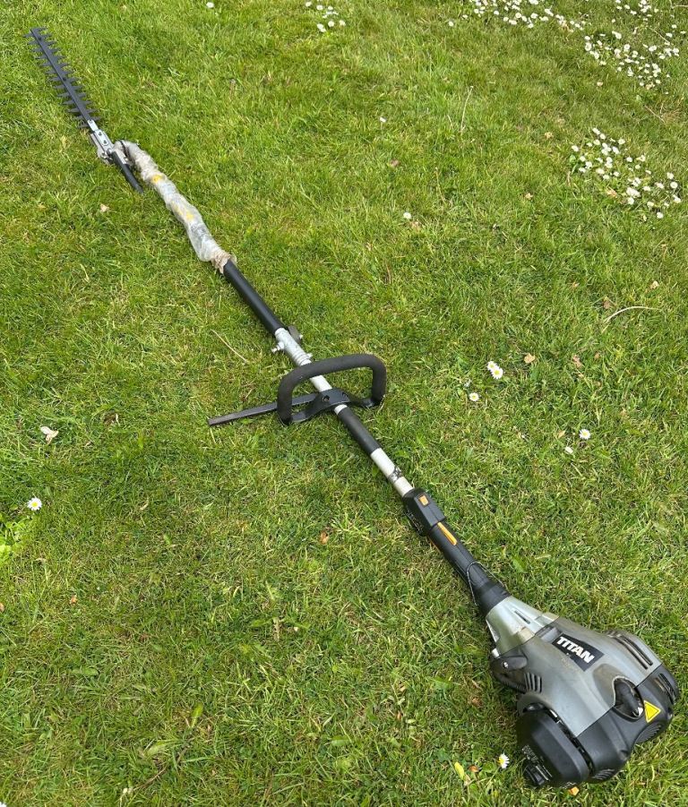 Titan long reach petrol hedge cutter vgc new clipper head fitted lawnmower mower trimmer 
