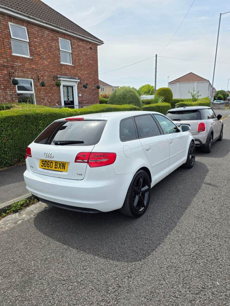 Audi, A3, Hatchback, 2010, Manual, 1598 (cc), 5 doors