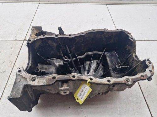 2012 Renault mk3 oil pan (Sump)