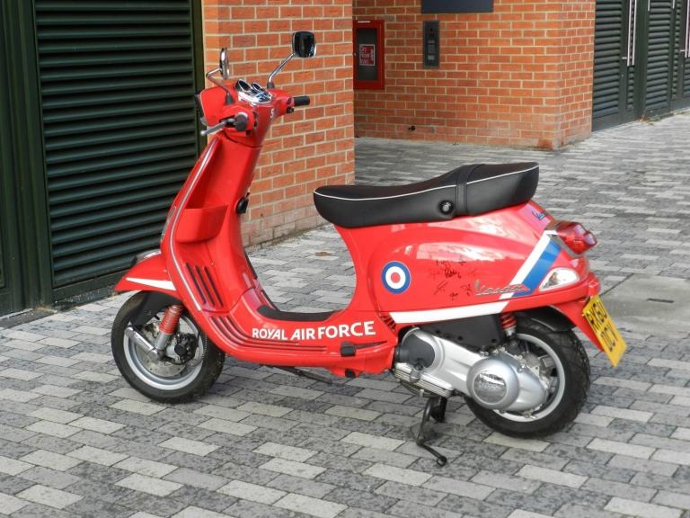 Piaggio Vespa S 125 Red Arrows Special Edition
