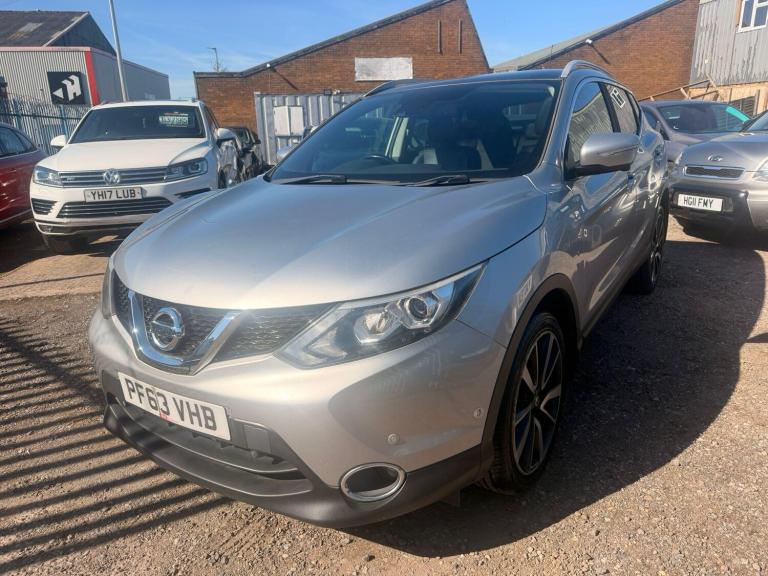 2014 Nissan Qashqai 1.6 dCi Tekna 4WD Euro 5 (s/s) 5dr HATCHBACK Diesel Manual