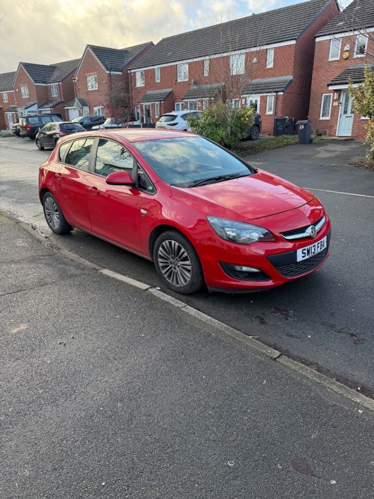 Vauxhall, ASTRA, Hatchback, 2013, Manual, 1398 (cc), 5 doors