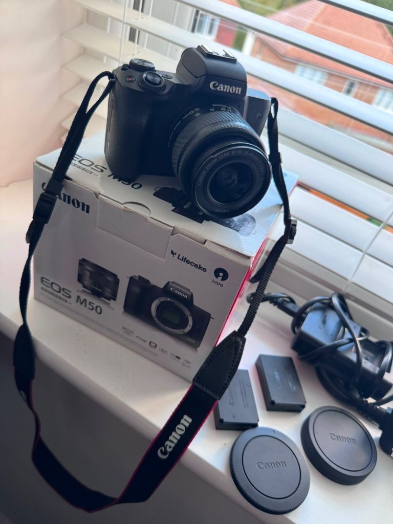 Canon EOS M50 Mirrorless Camera with Lens and Accessories – As Good As New