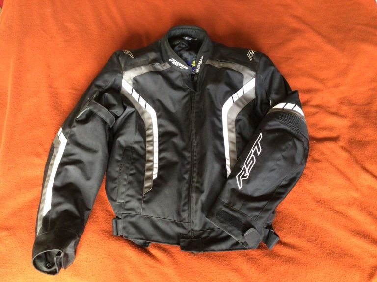 RST waterproof Bike Jacket 46 chest 