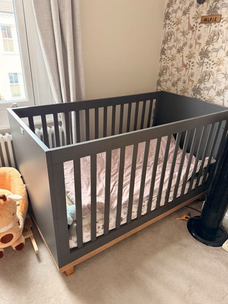 image for Silver Cross Cot Bed/ToddlerBed with silver cross mattress