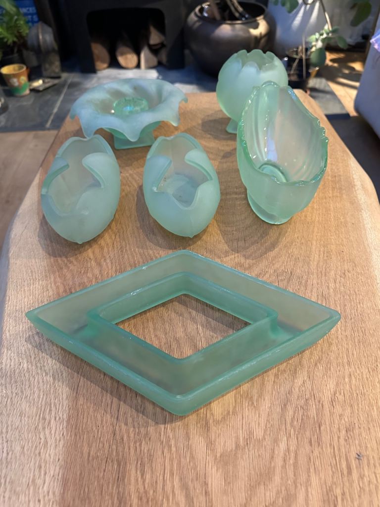 Art Deco Green Frosted Glass Bagley 