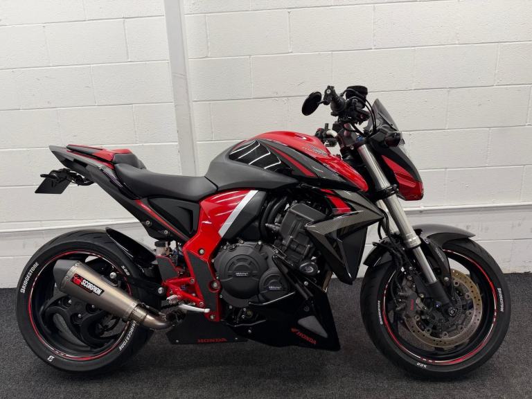 HONDA CB1000R ABS ** Scorpion Exhaust - 12 Months MOT - HISS **