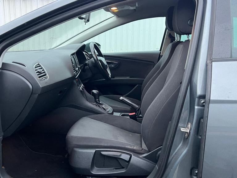 2016 SEAT Leon 1.6 TDI 110 SE Dynamic Technology 5dr DSG HATCHBACK Diesel Automatic