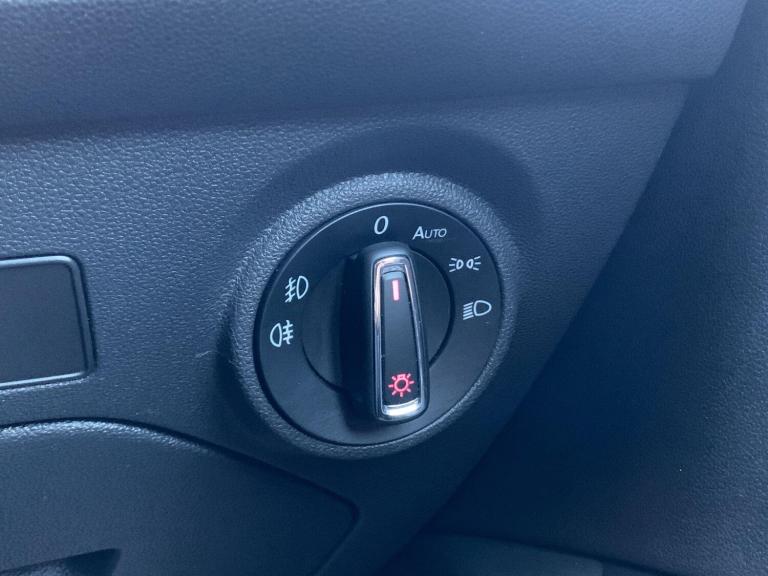 2016 SEAT Leon 2.0 TDI FR Sport Tourer Euro 6 (s/s) 5dr ESTATE Diesel Manual