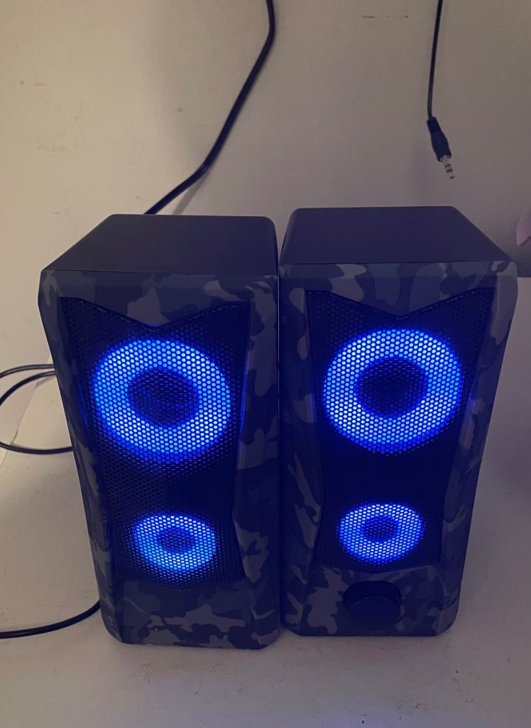 Colour changing PC/ gaming speakers 