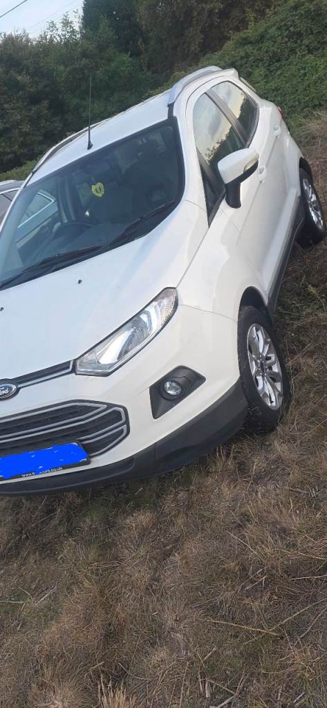 Ford, ECOSPORT, Hatchback, 2015, Manual, 999 (cc), 5 doors