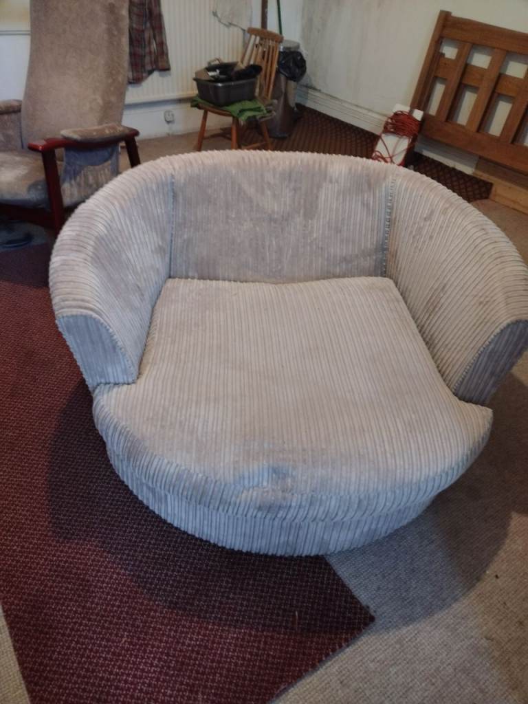Sofa pictured