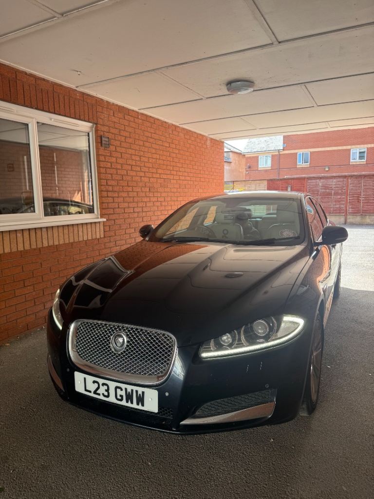 **Jaguar XF 2011 automatic diesel limited edition **