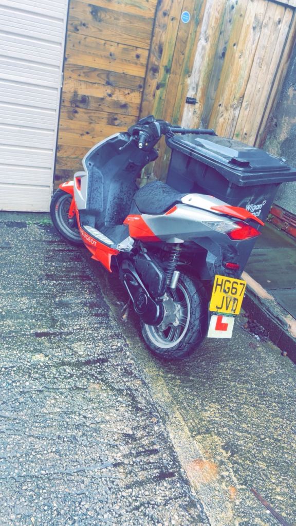 Peugeot, SPEEDFIGHT, 2017, 49 (cc)