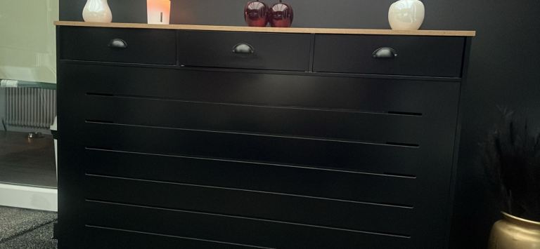 Black radiator cover 