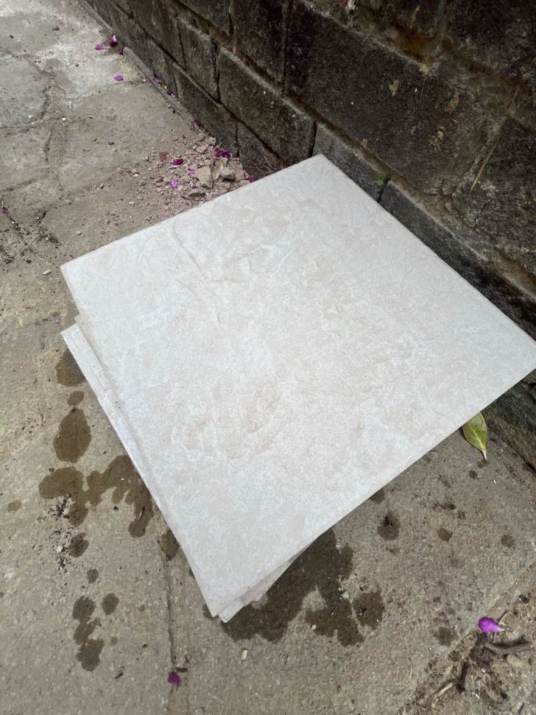 Bundle; 1.26sqm Beige/Cream stone effect 8mm porcelain tiles 298mm + Adhesive/Grout/Spacers/Sealer