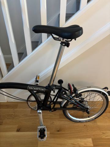 Brompton 2019 M3L folding bike, hardly used, £750.00 for Sale