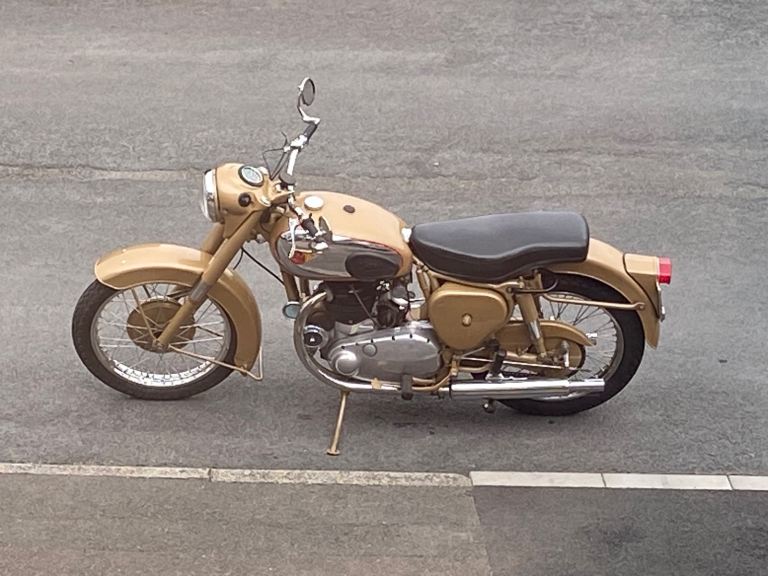 BSA Goldenflash 650 1954
