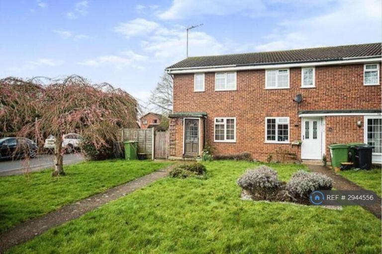 2 bedroom house in Sovereigns Way, Tonbridge, TN12 (2 bed) (#2944556)